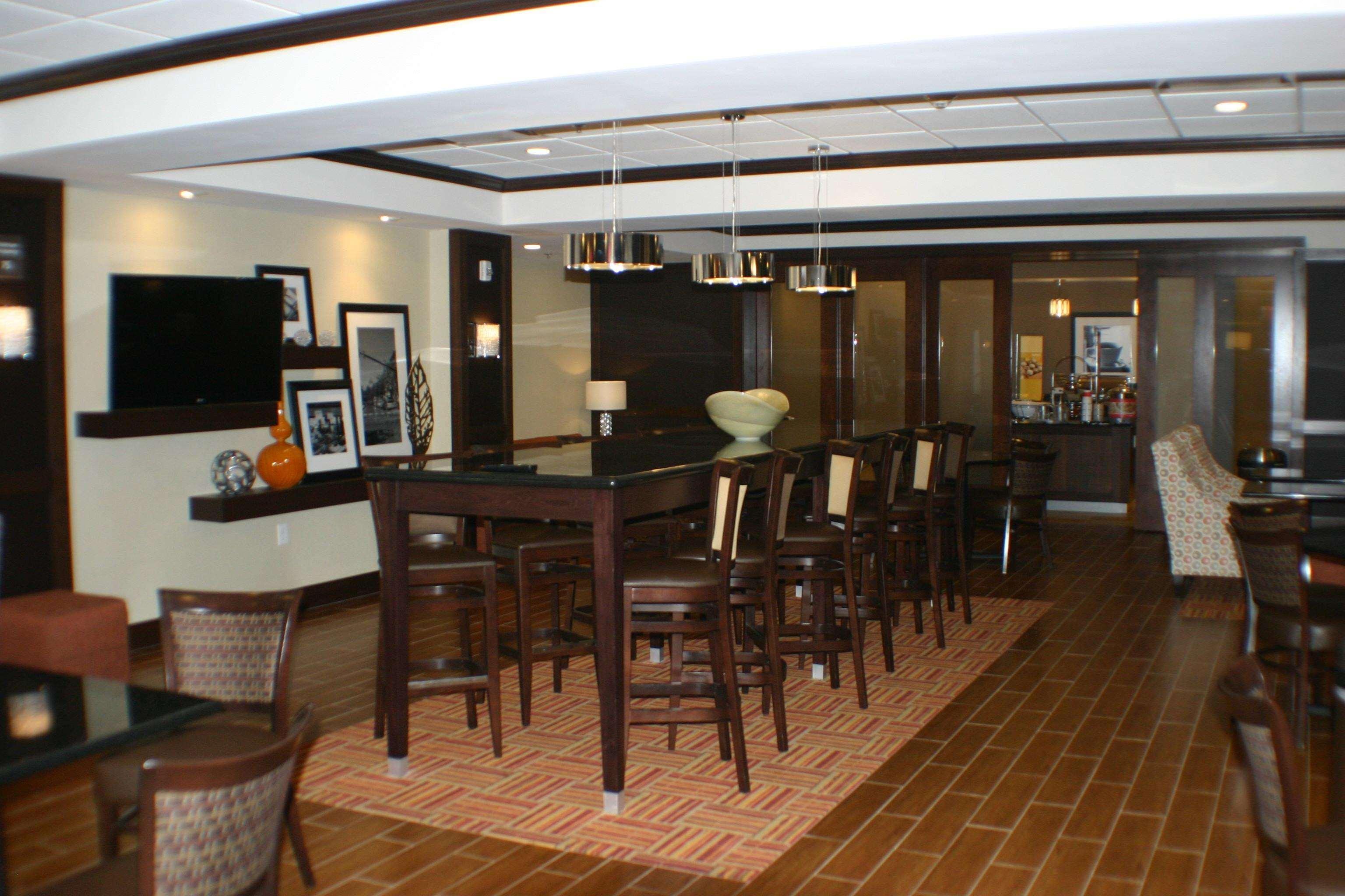 Hampton Inn Limerick Exterior photo
