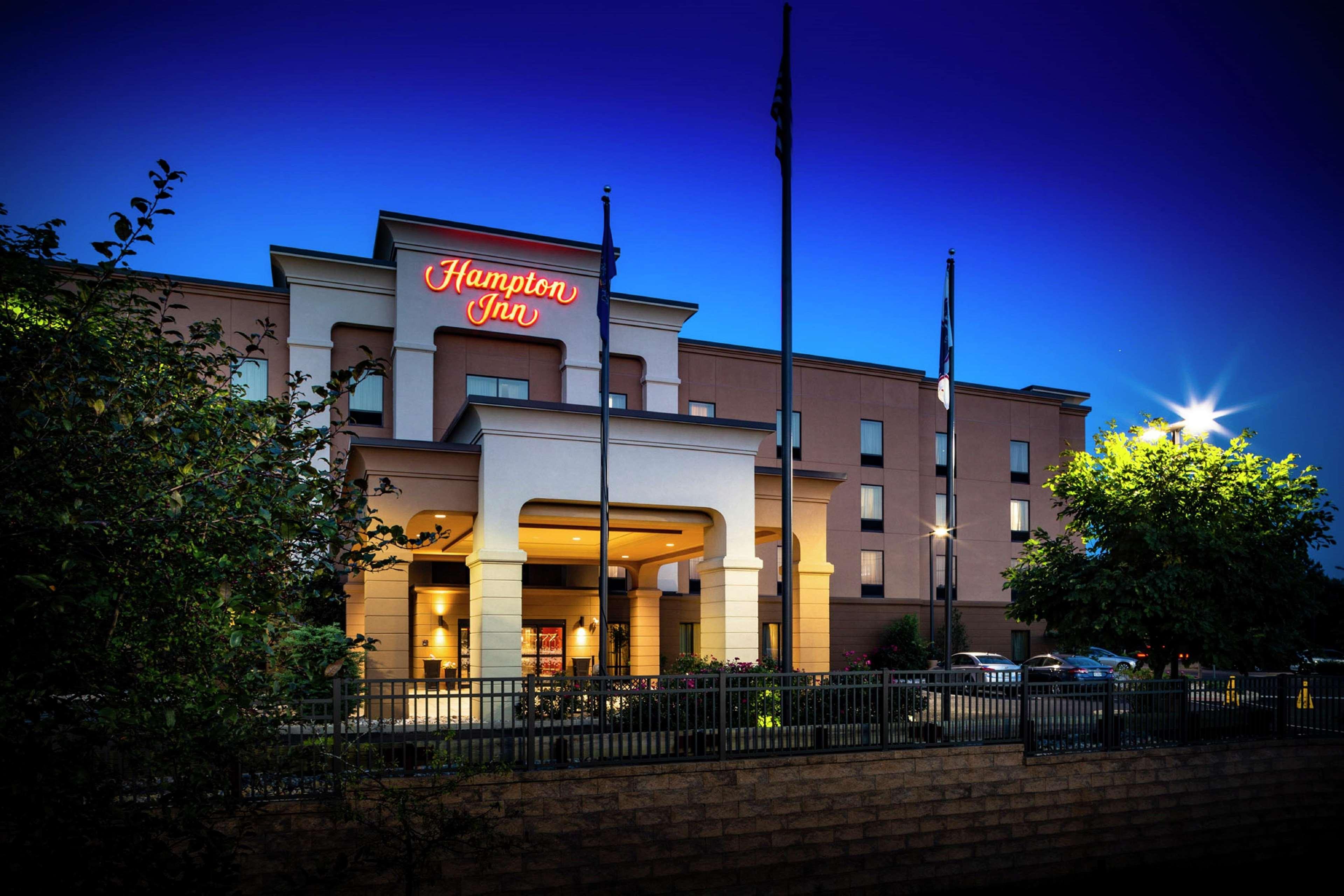 Hampton Inn Limerick Exterior photo